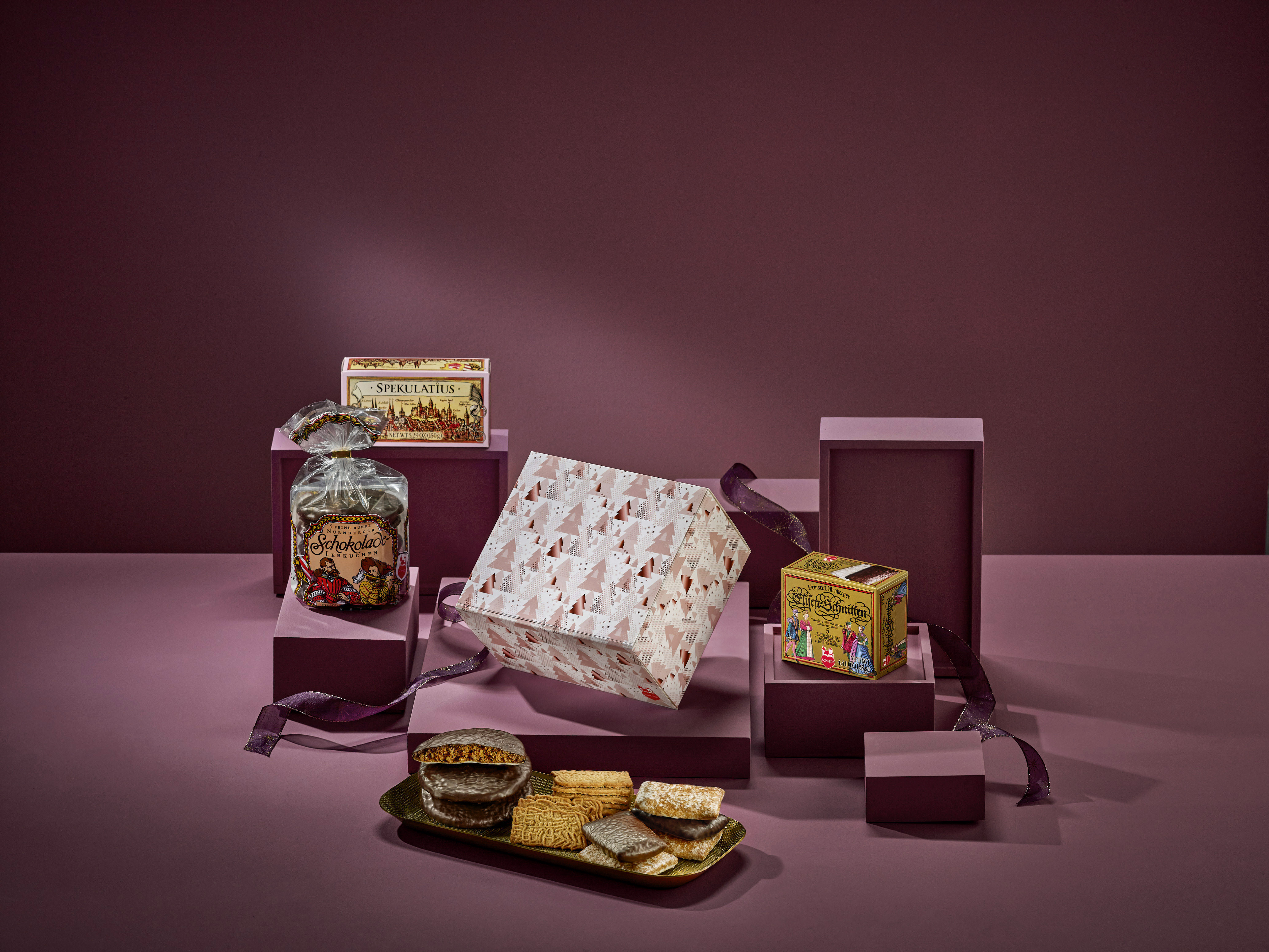 Accessories, Bag, Box, Bread, Burger, Handbag, Person